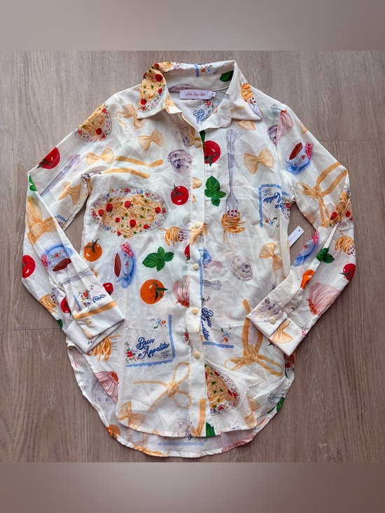 Lisa Says Gah Tops - NWT Lisa Says Gah! Tessa button down shirt in Bueno Appetito print